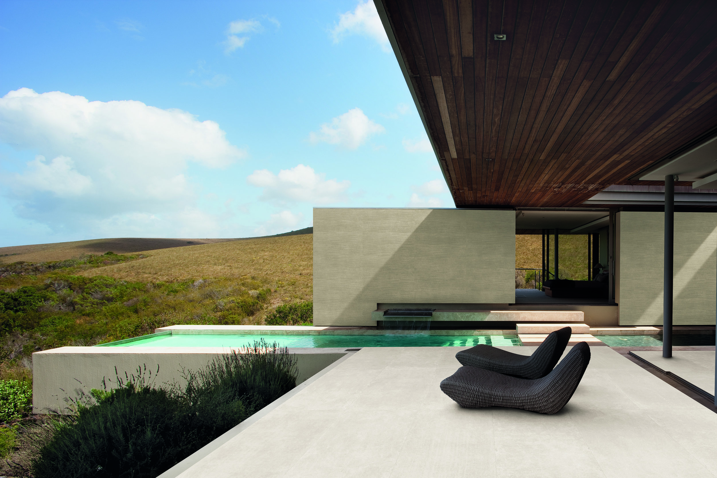 Limestone White 60x120 amb. esterno.jpg