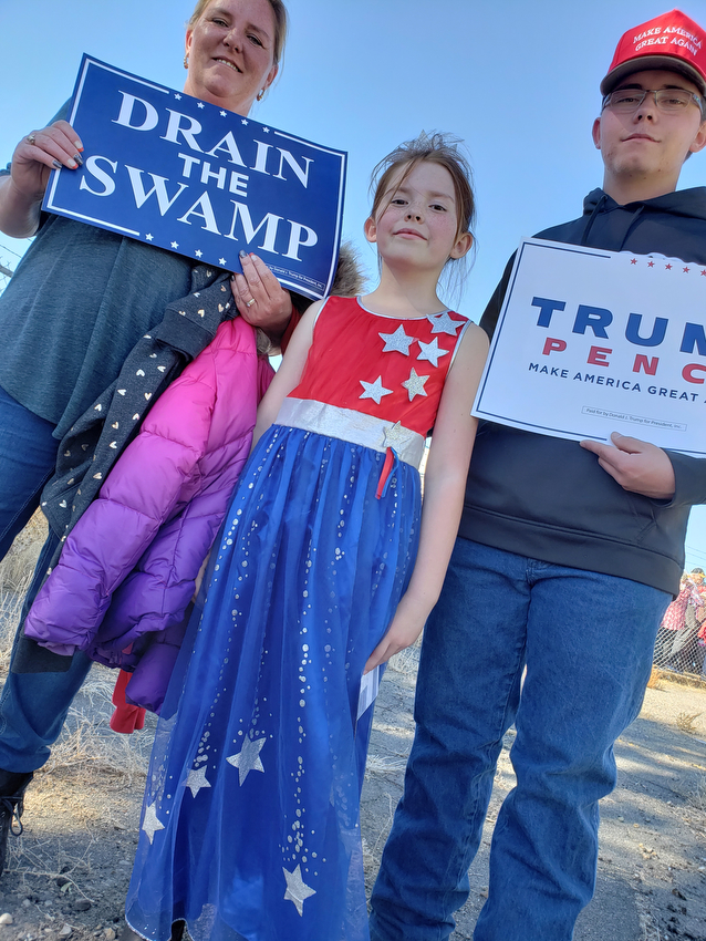 © Ken Light-Elko Nevada-Trump Rally 10-1858.JPG