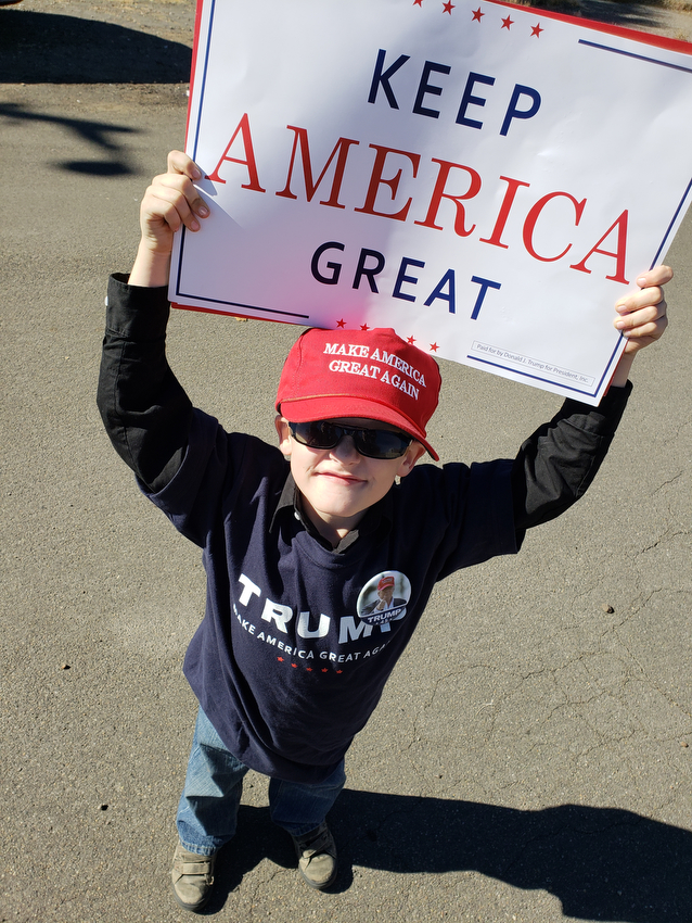 © Ken Light-Elko Nevada-Trump Rally 10-1860.JPG