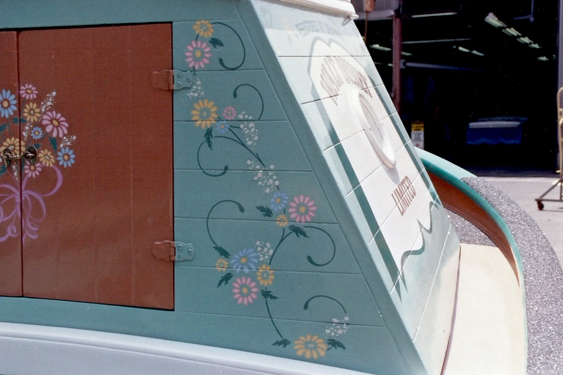 Hand painted Daisy Storybook Land boat graphics detail