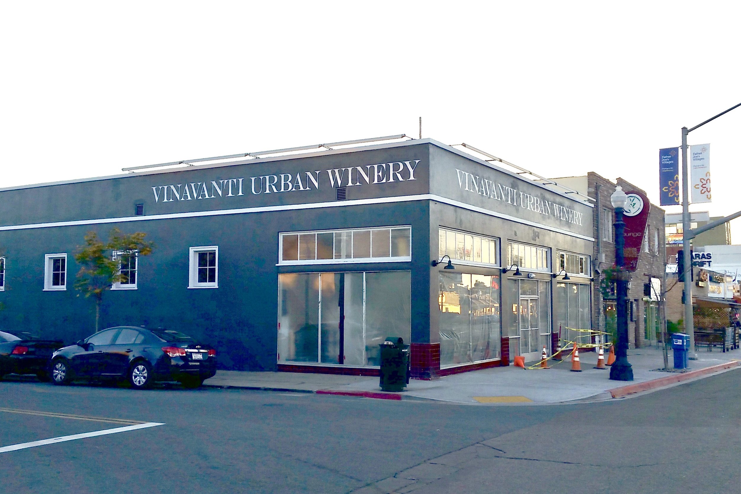 Vinavanti Urban Winery hand painted signs