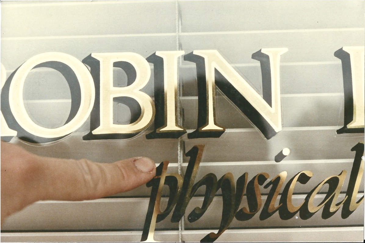 Robin Smith gold leaf reverse hand lettering on glass detail