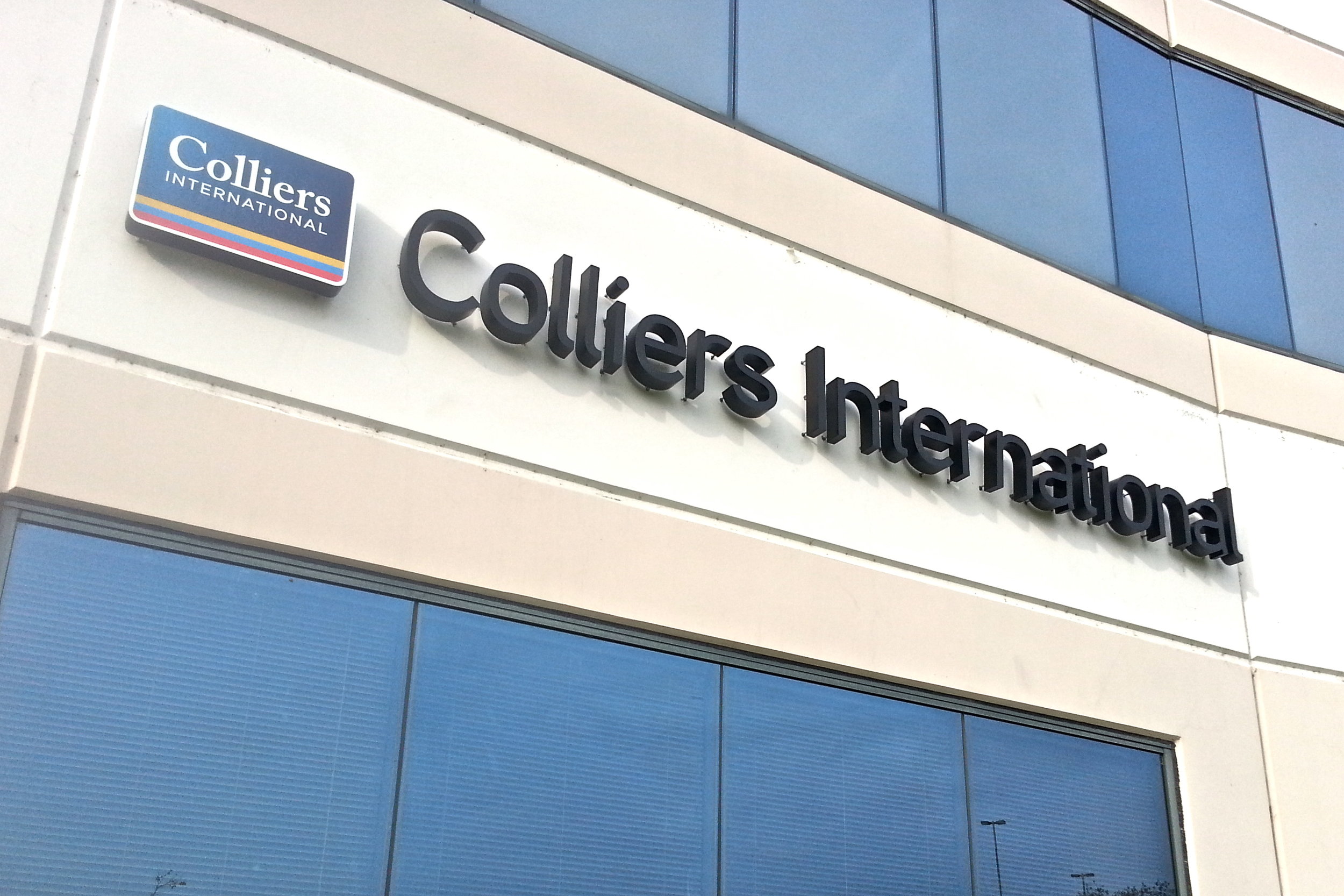 Colliers International dimensional letters and logo