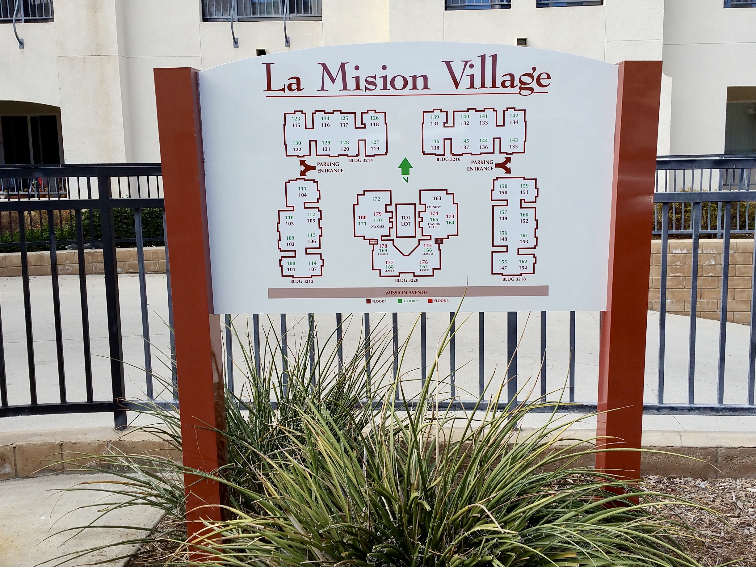 La Mision Village post & panel sign