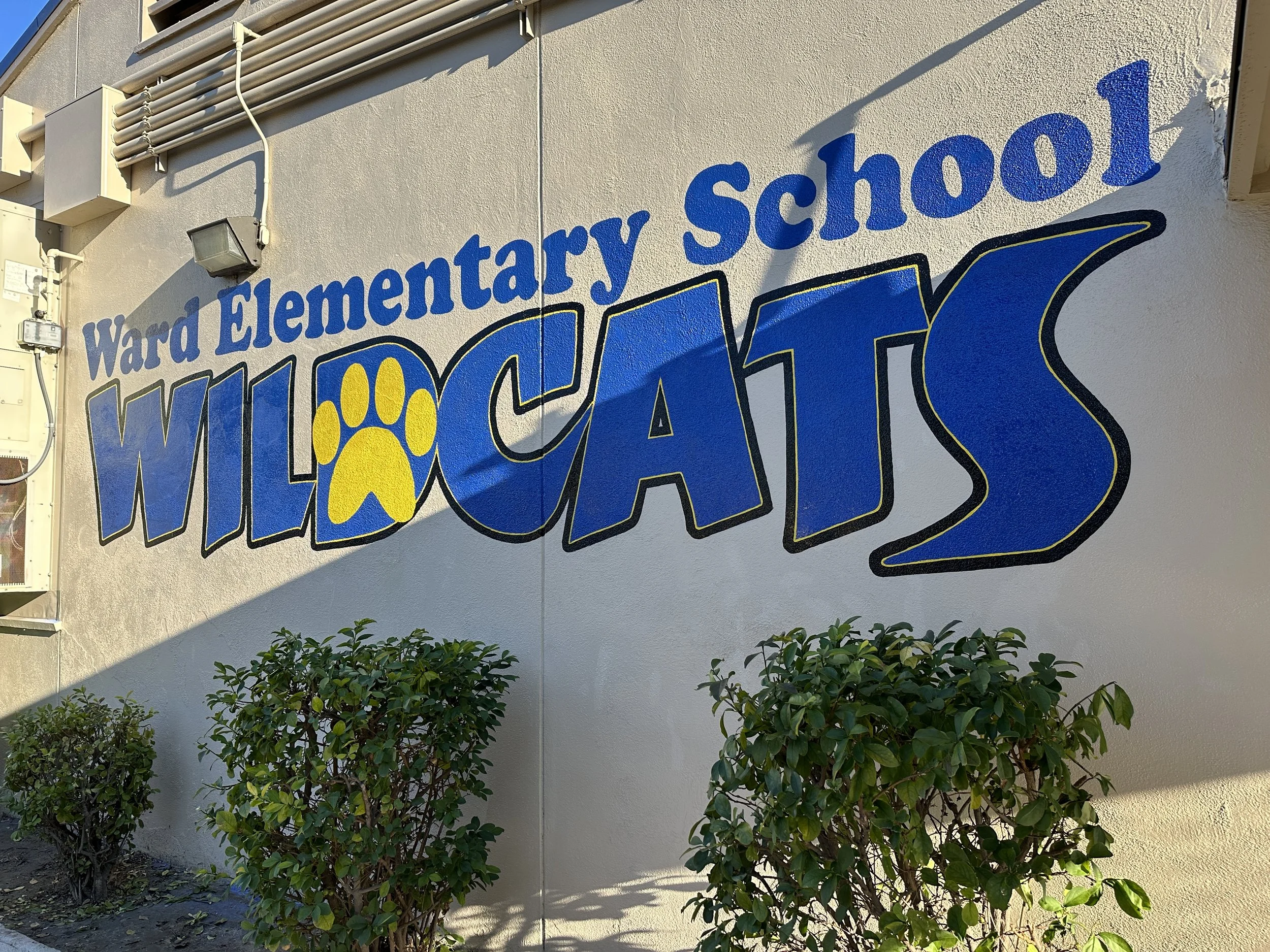 Six school murals IN ONE JOB - Ward Elementary School in Downey CA