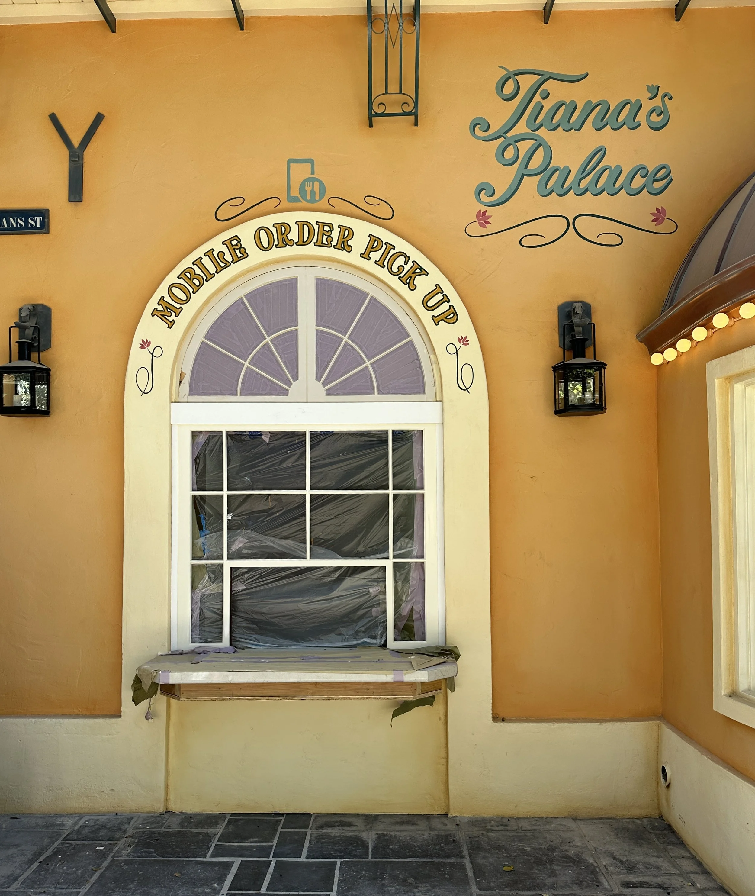Recent work: Tianas Palace at Disneyland - hand painted Mobile Order graphics!