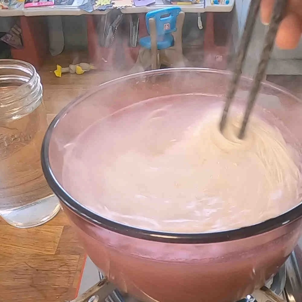 I add this image 2 times to suggest to you to stir the pot to avoid a sticky, clumpy mess that sticks to the pot.