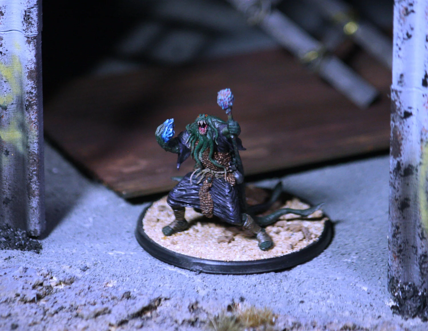 Cthulhian Warlock Miniature - Painted.jpg