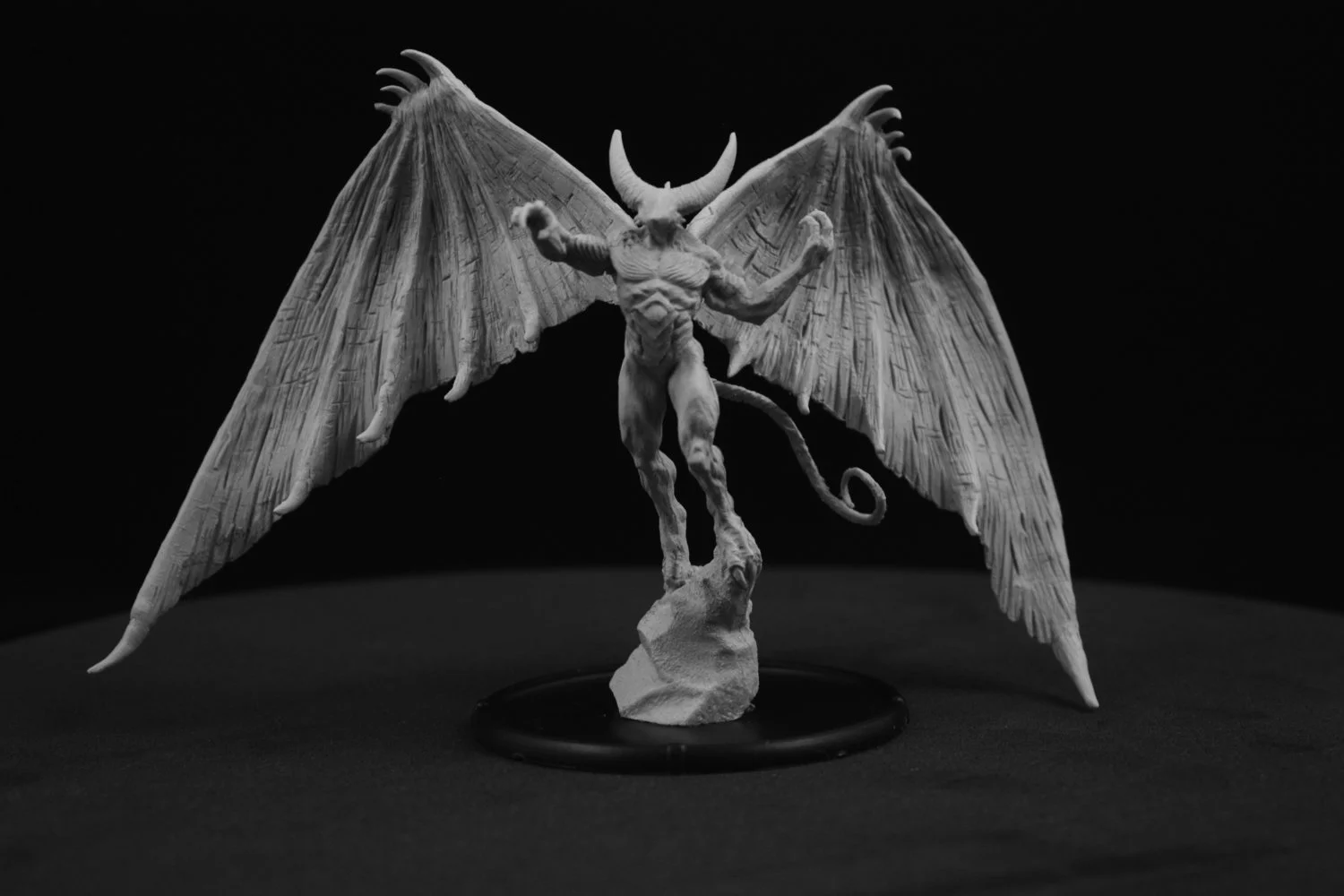 Nightgaunt Miniature-Front.jpg