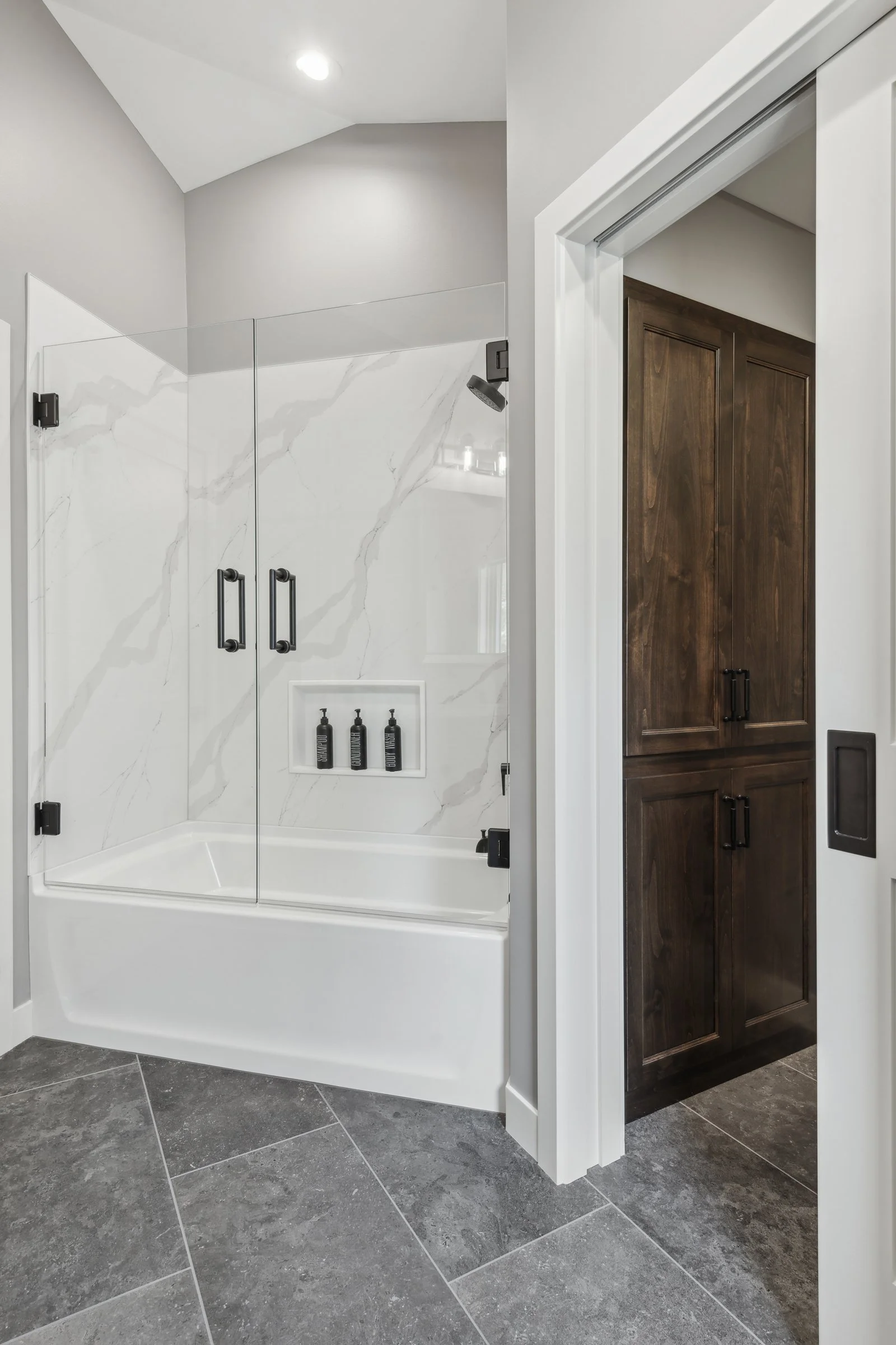 JLC Remodel + Mathews Vasek Construction - Highland Ct_024.jpg