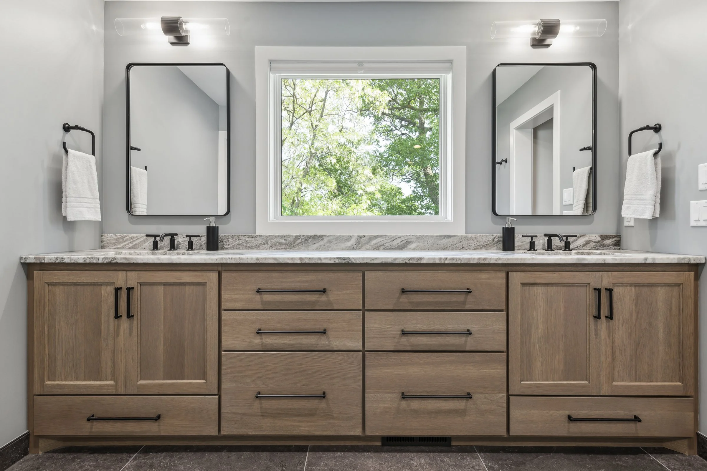 JLC Remodel + Mathews Vasek Construction - Highland Ct_021.jpg