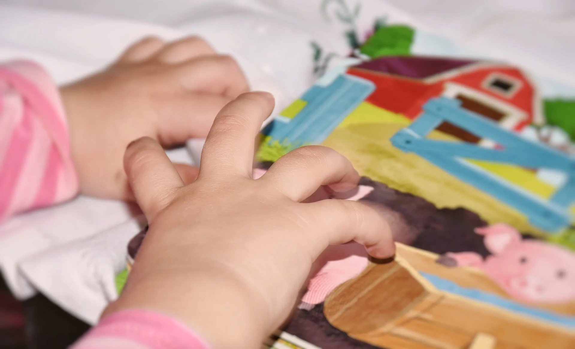 3 ways to help develop your child's Fine Motor Skills
