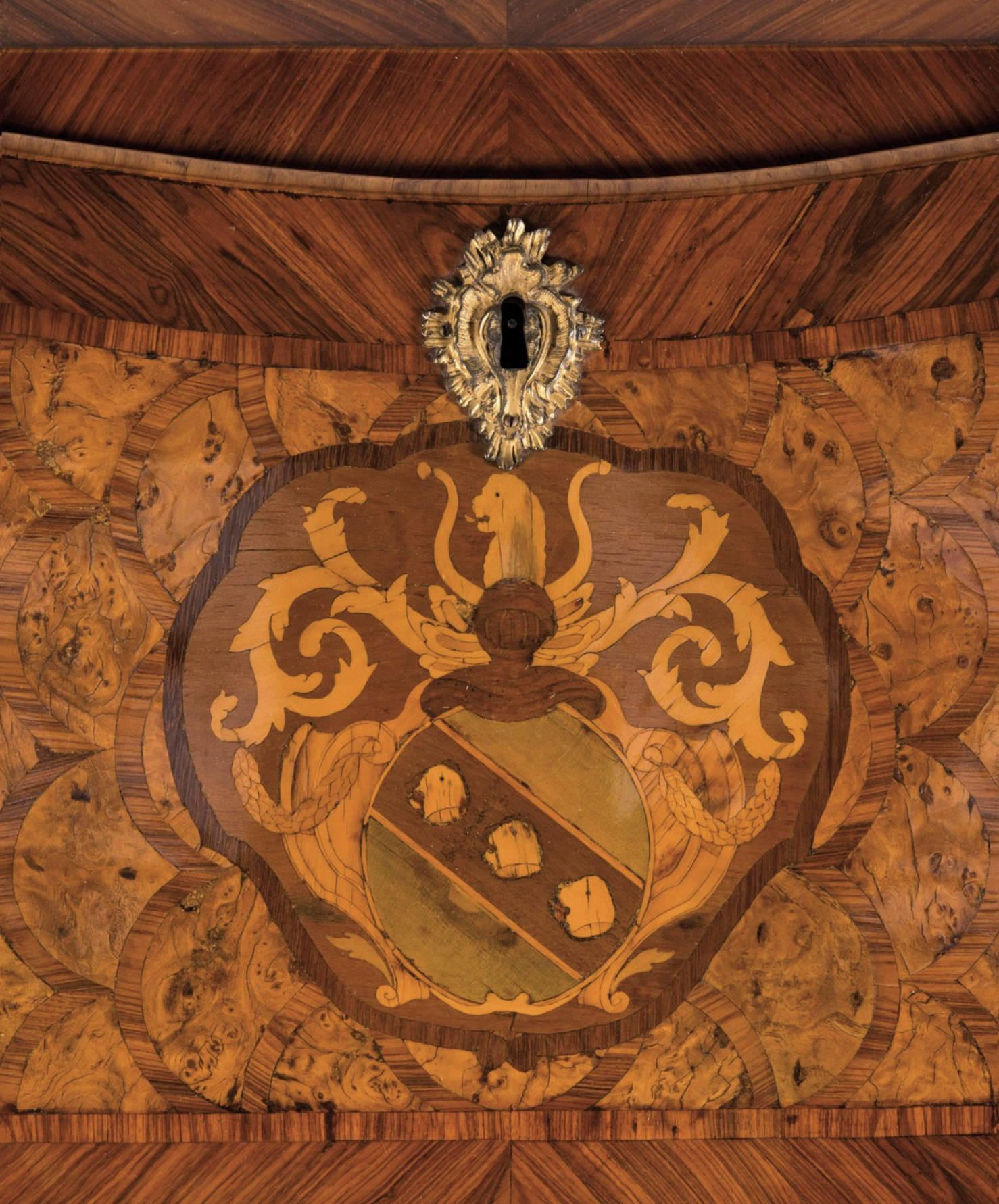 Bureau Louis XV Myers and Monroe.png