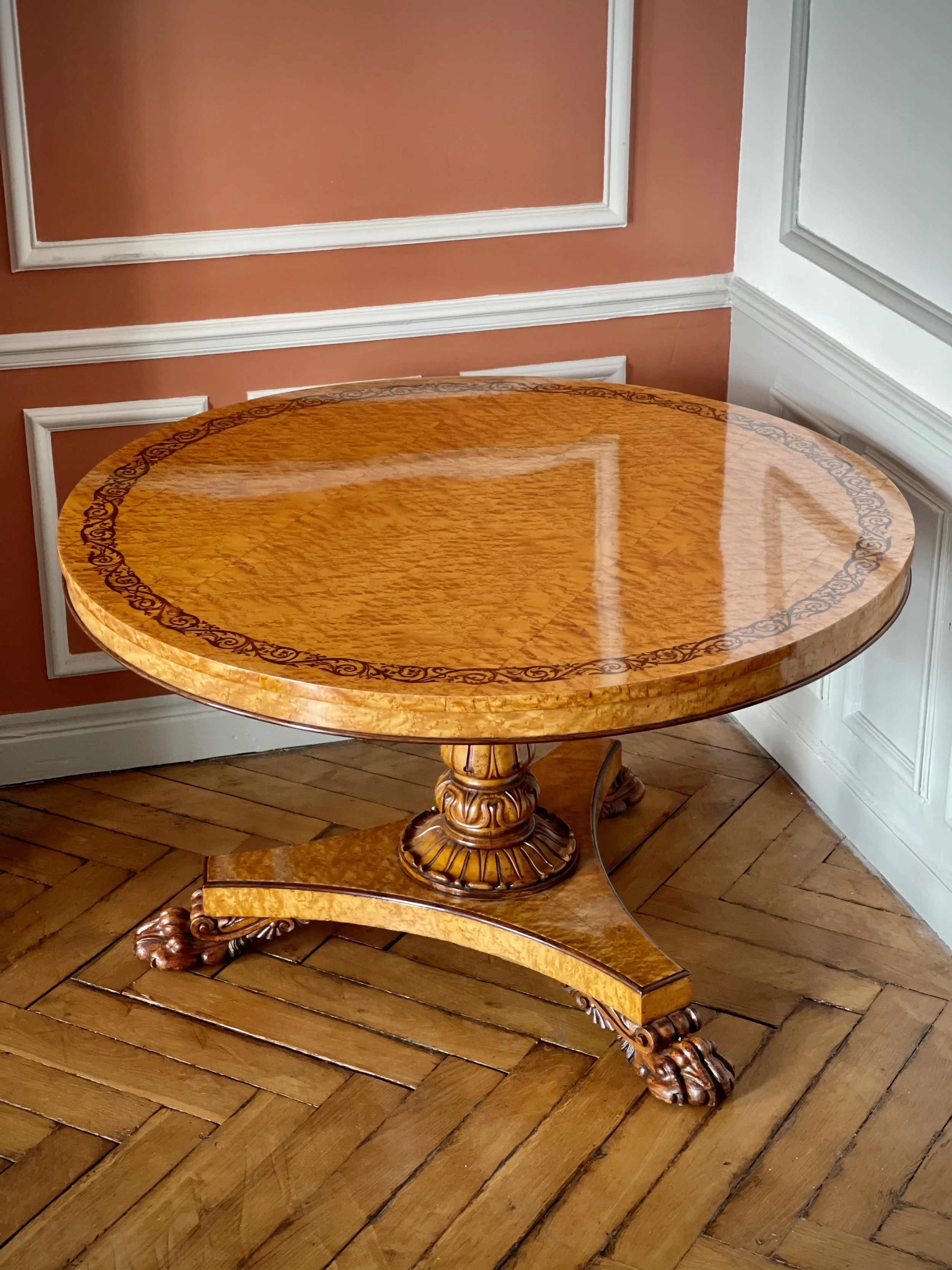 Myers & Monroe Regency Table Close.JPG