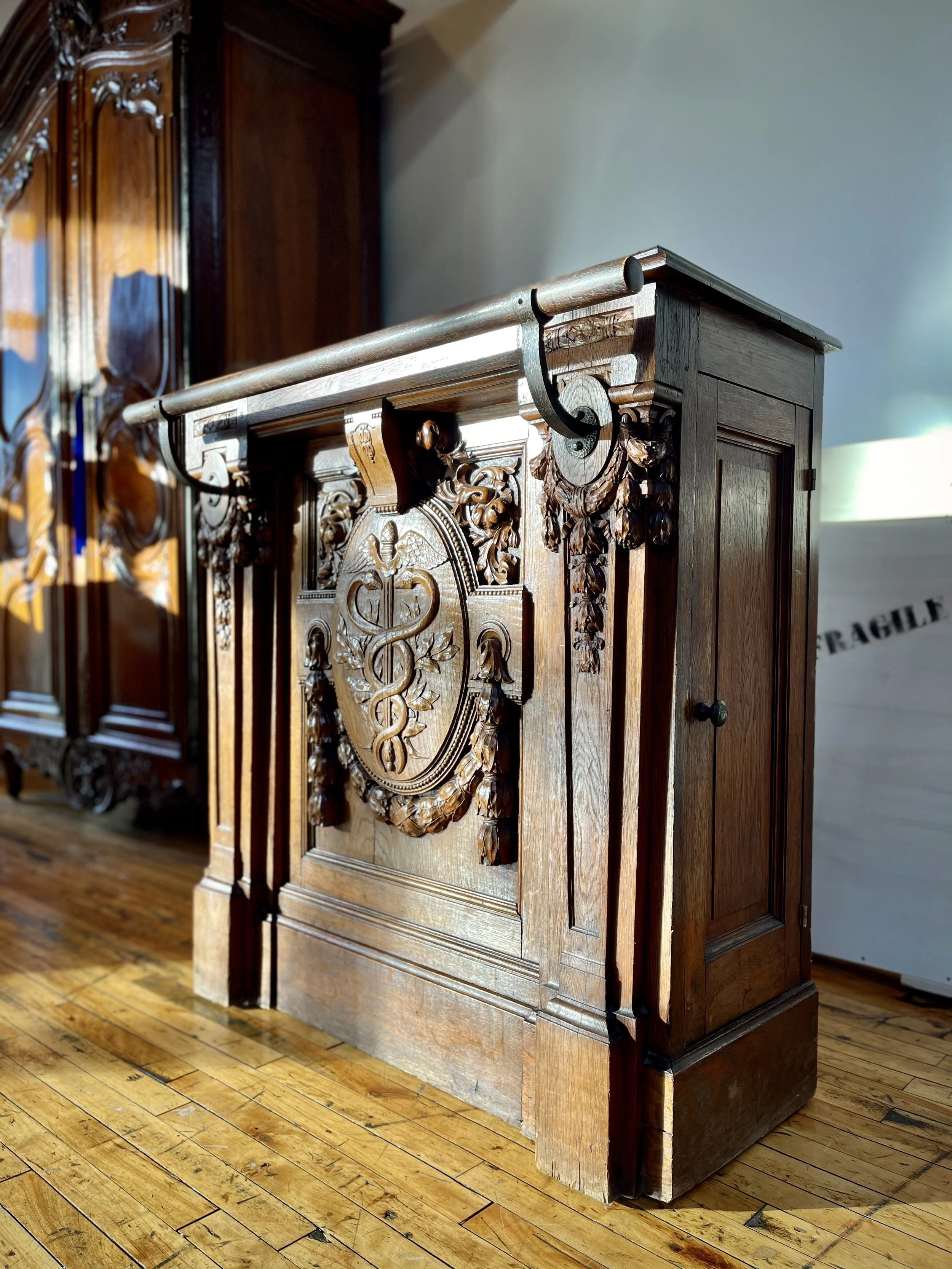 Myers and Monroe Pharmacie Counter.JPG