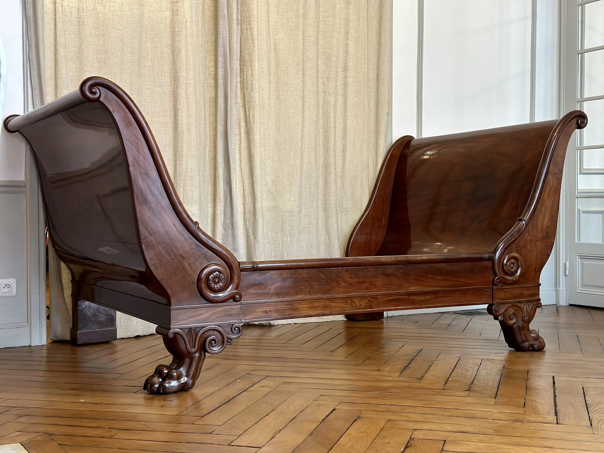 Jacob-Desmalter Mahogany Antique.JPG
