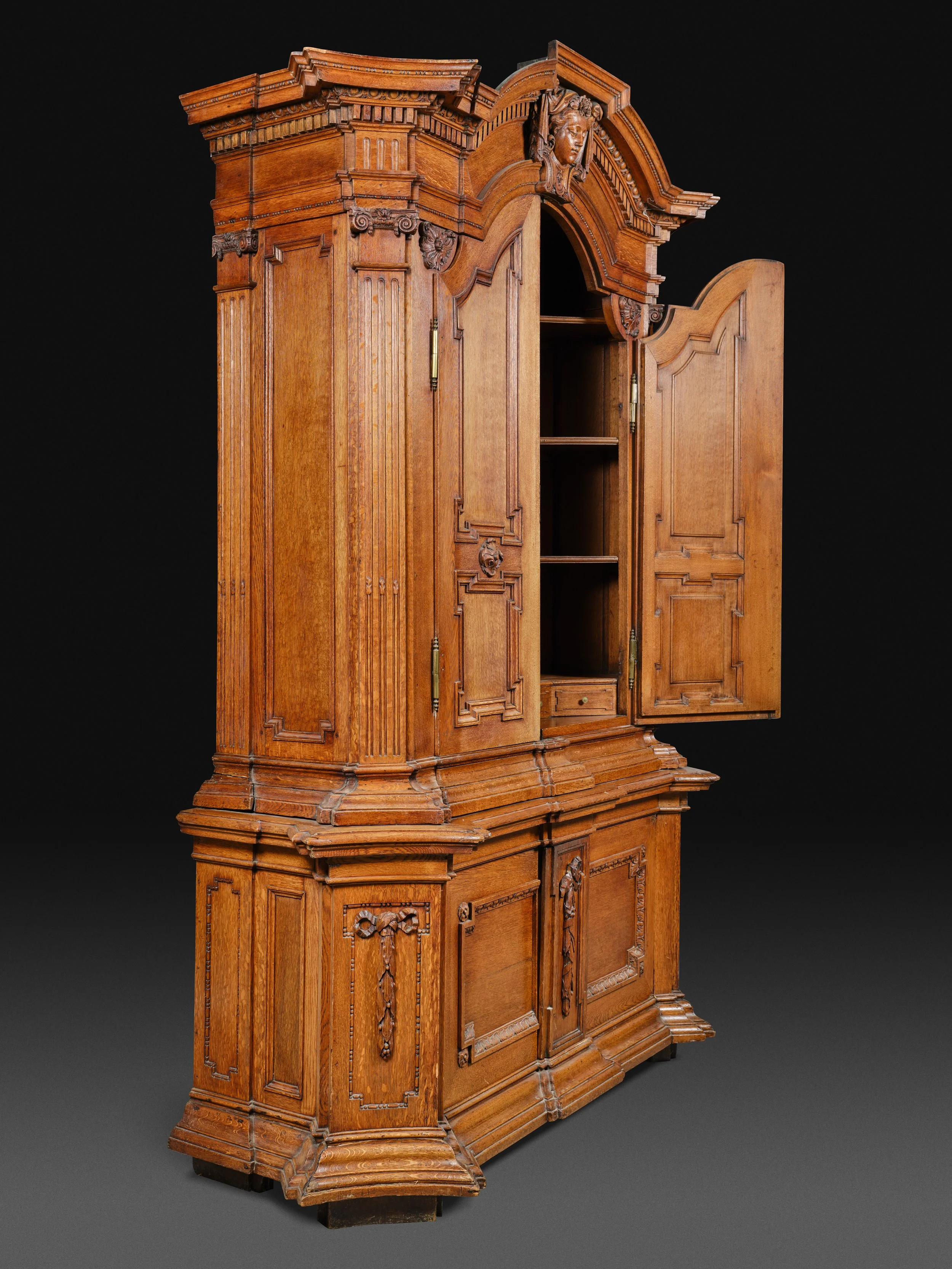 Buffet Namurois Myers and Monroe antiques.JPG