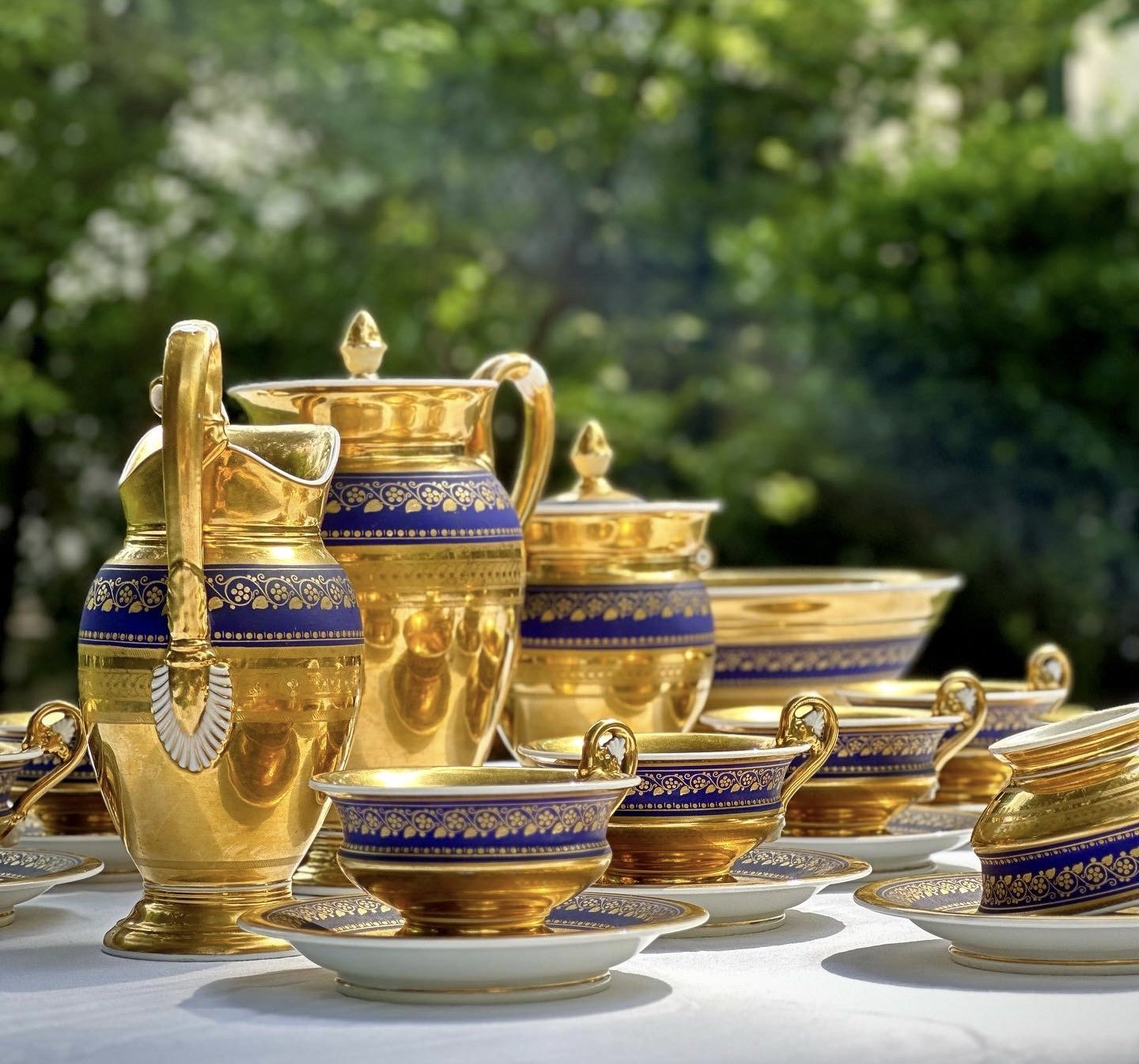 Porcelaine de Paris Cole Myers Antiques.jpg
