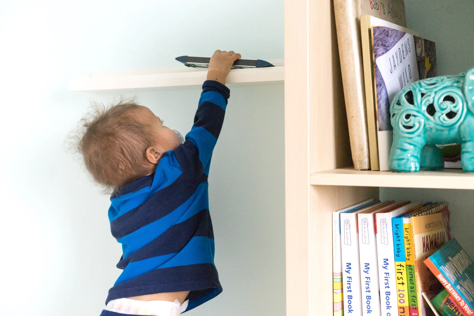 nursery-room_toddler-books_DIY_-book-display-11.jpg