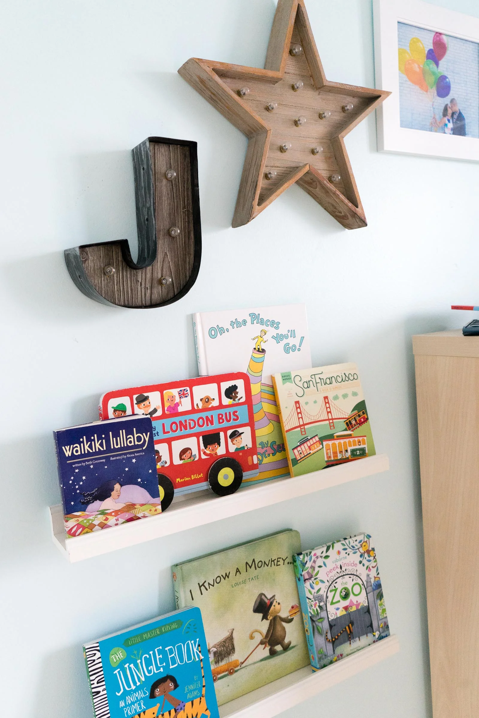 nursery-room_toddler-books_DIY_-book-display-15.jpg