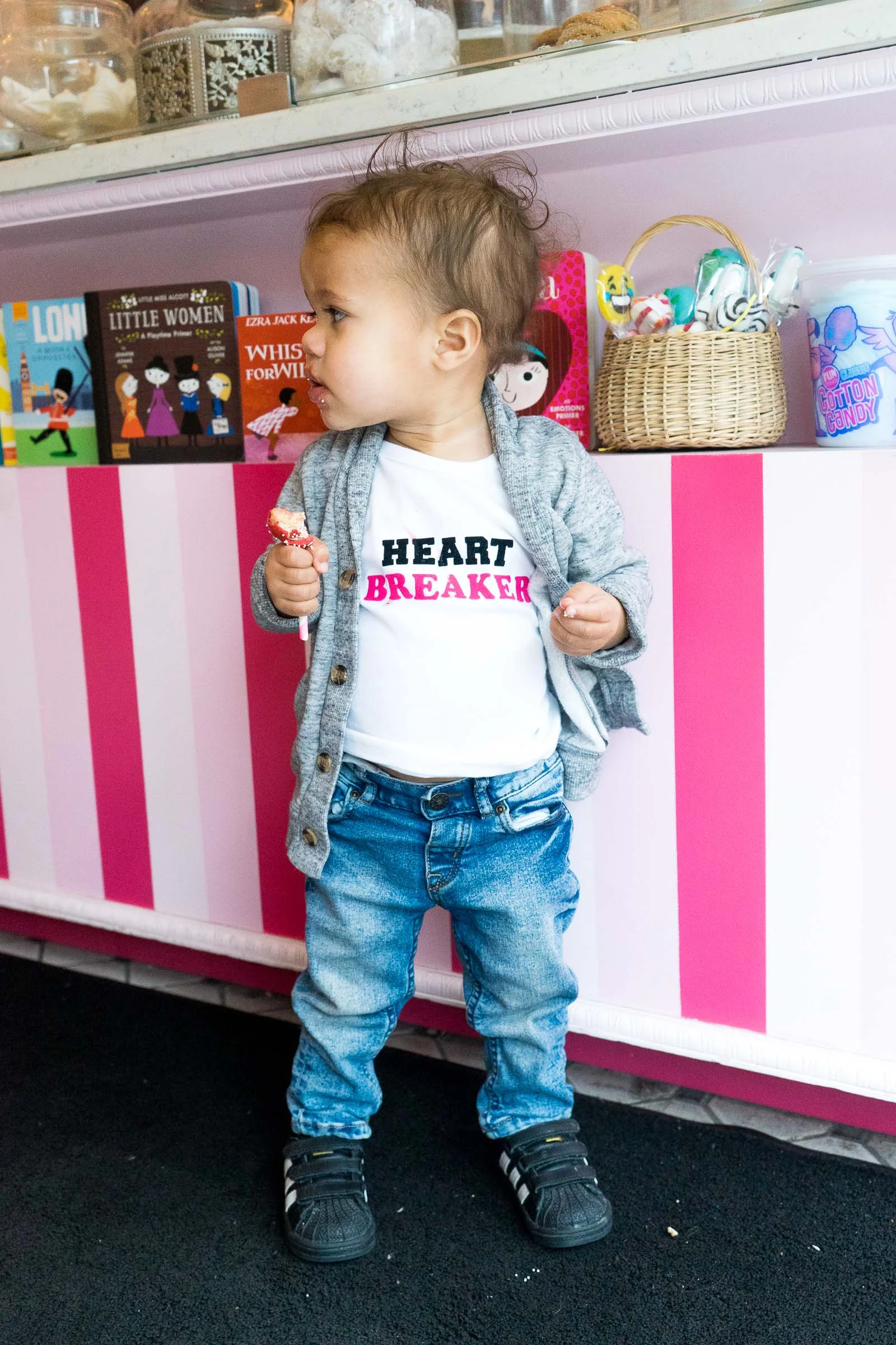 valentines-day-diy_toddler-style_pink-canery-14.jpg