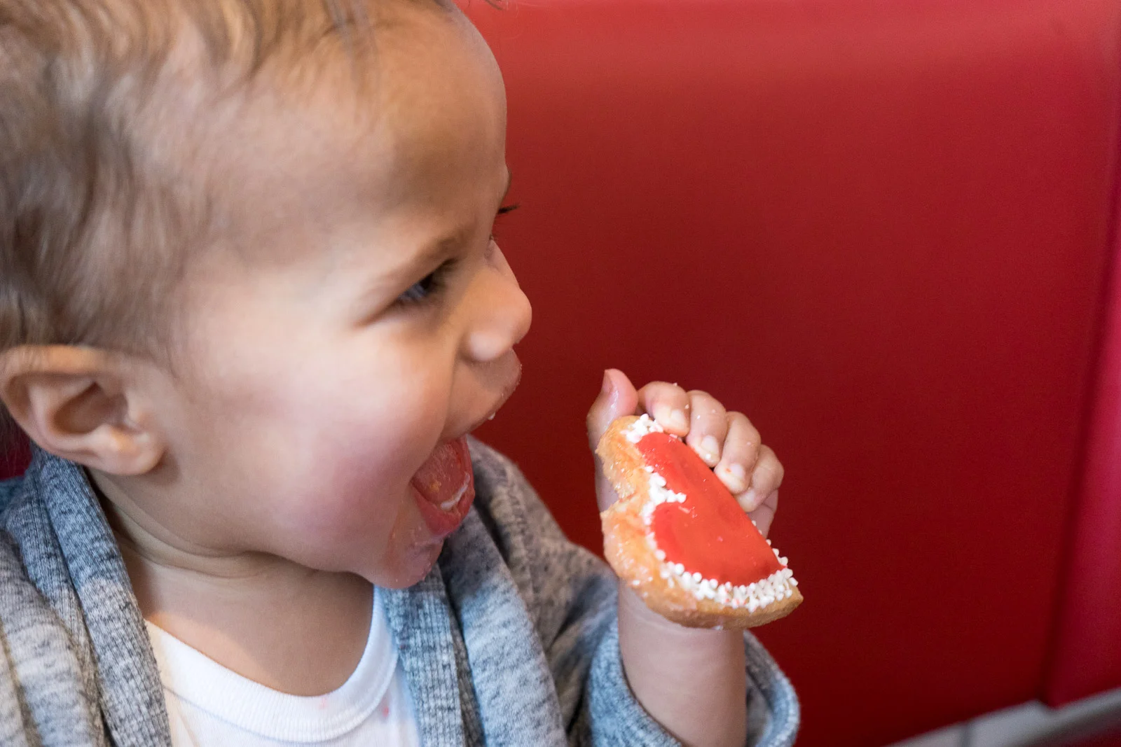 valentines-day-diy_toddler-style_pink-canery-25.jpg