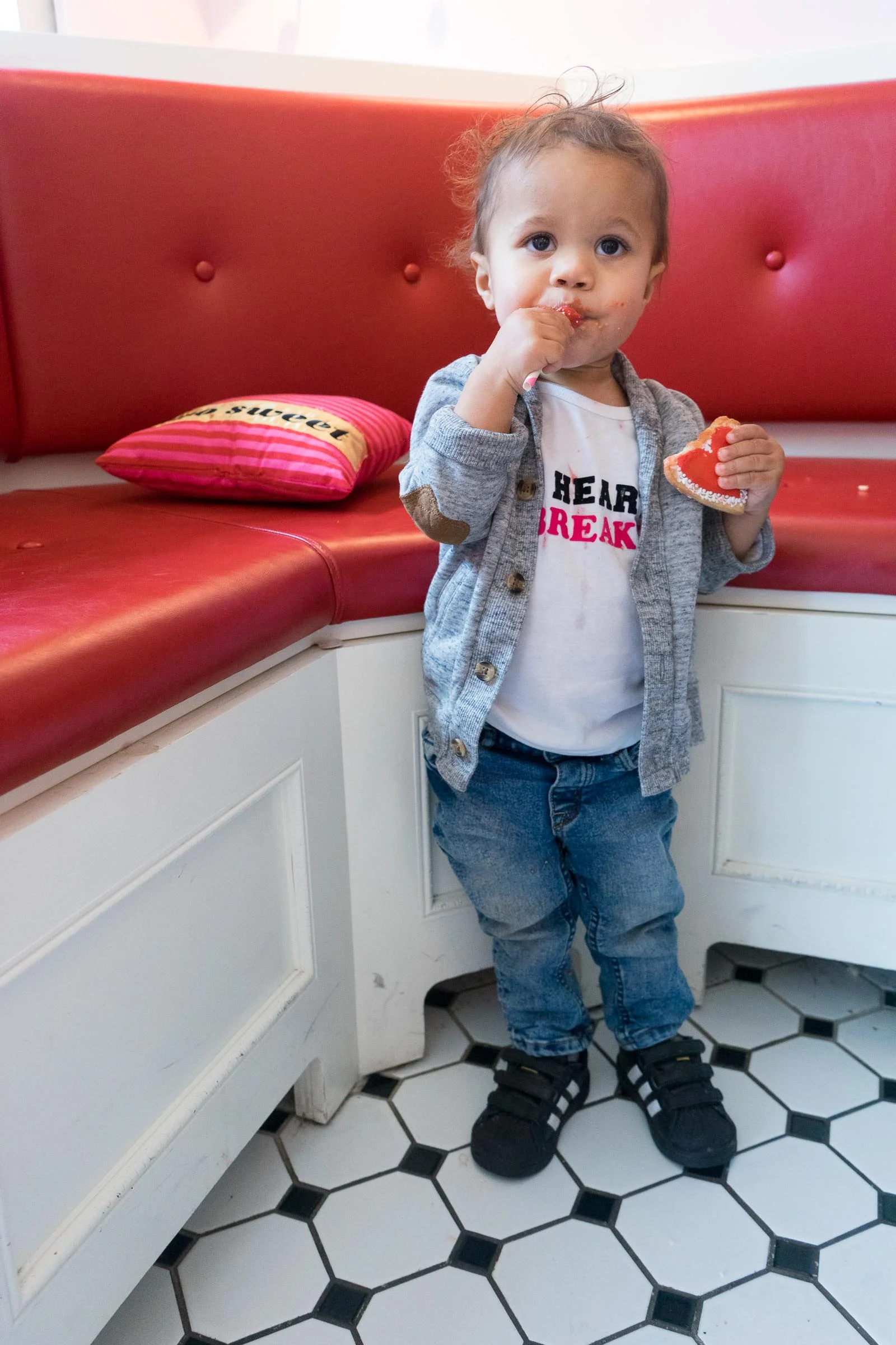 valentines-day-diy_toddler-style_pink-canery-27.jpg