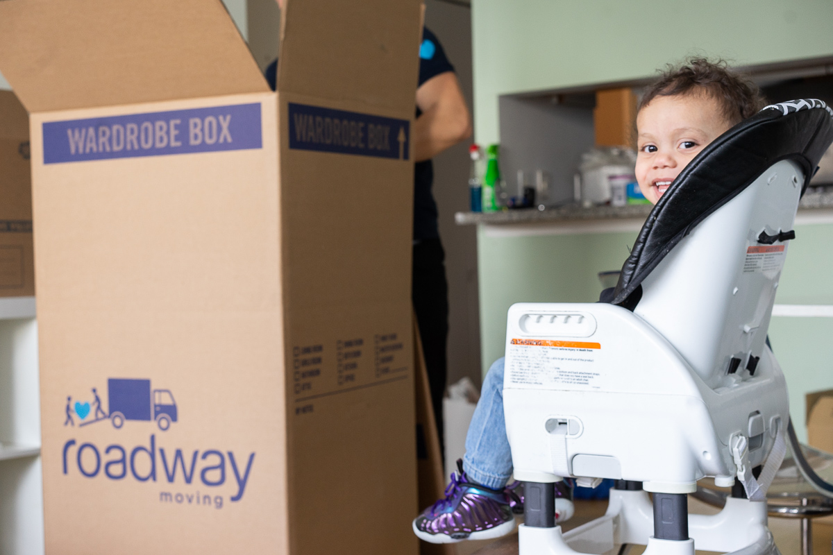 roadway moving, moving with toddlers, casa de fallon.jpg