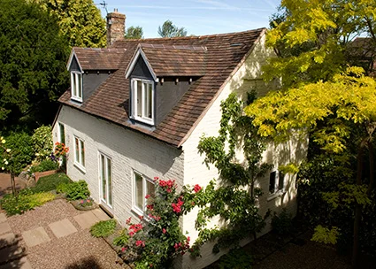 GARDEN cOTTAGE. sELF-cATERING ACCOMMODATION IN mUCH wENLOCK