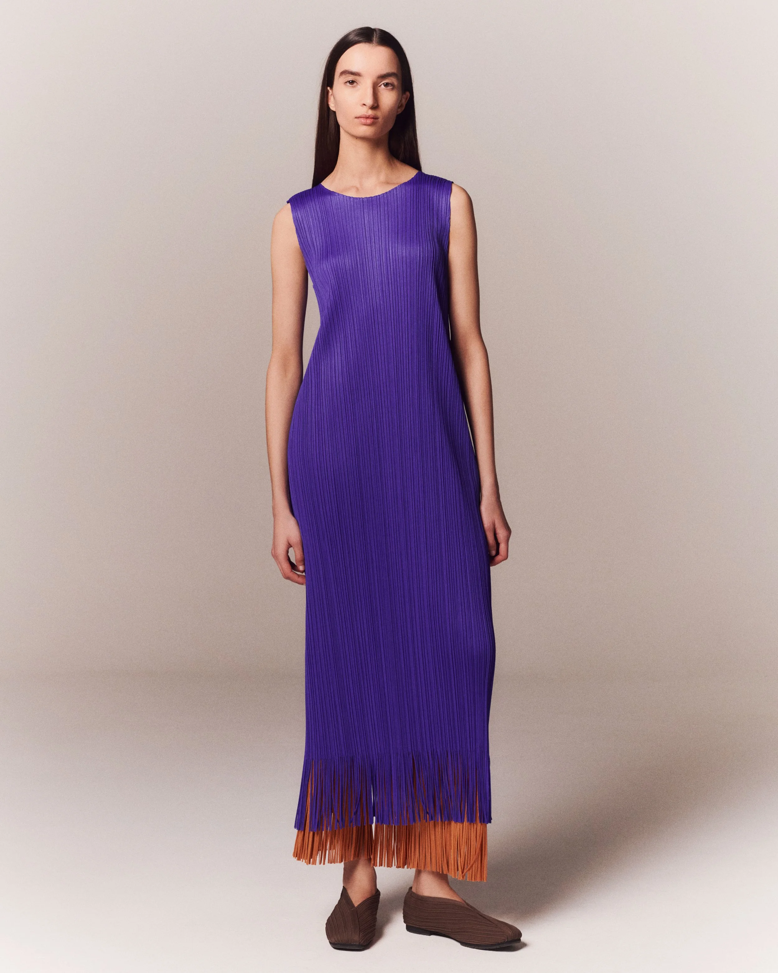 AI_250211_PLEATS-PLEASE_540_4394.jpg