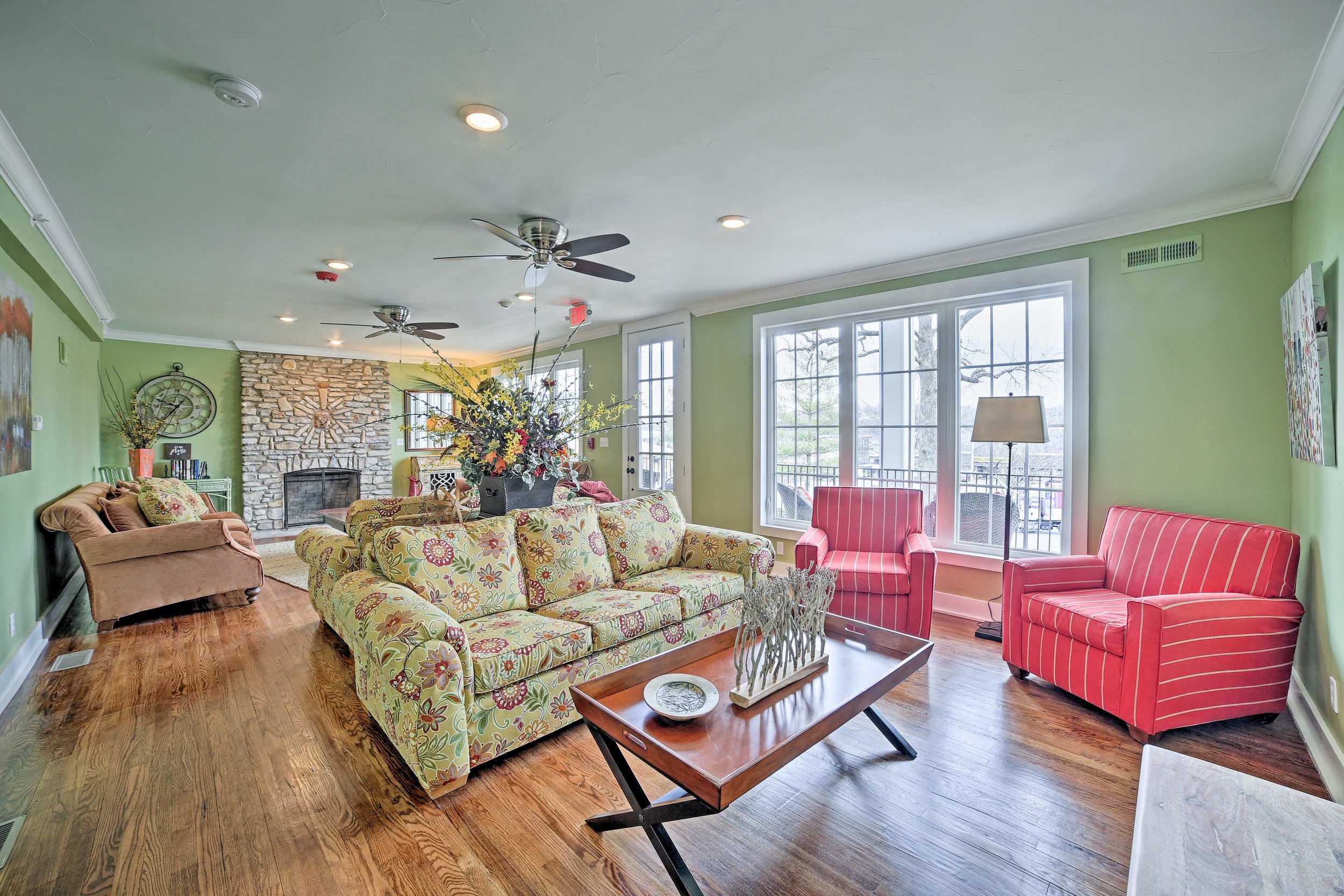 Huff House - Living Room