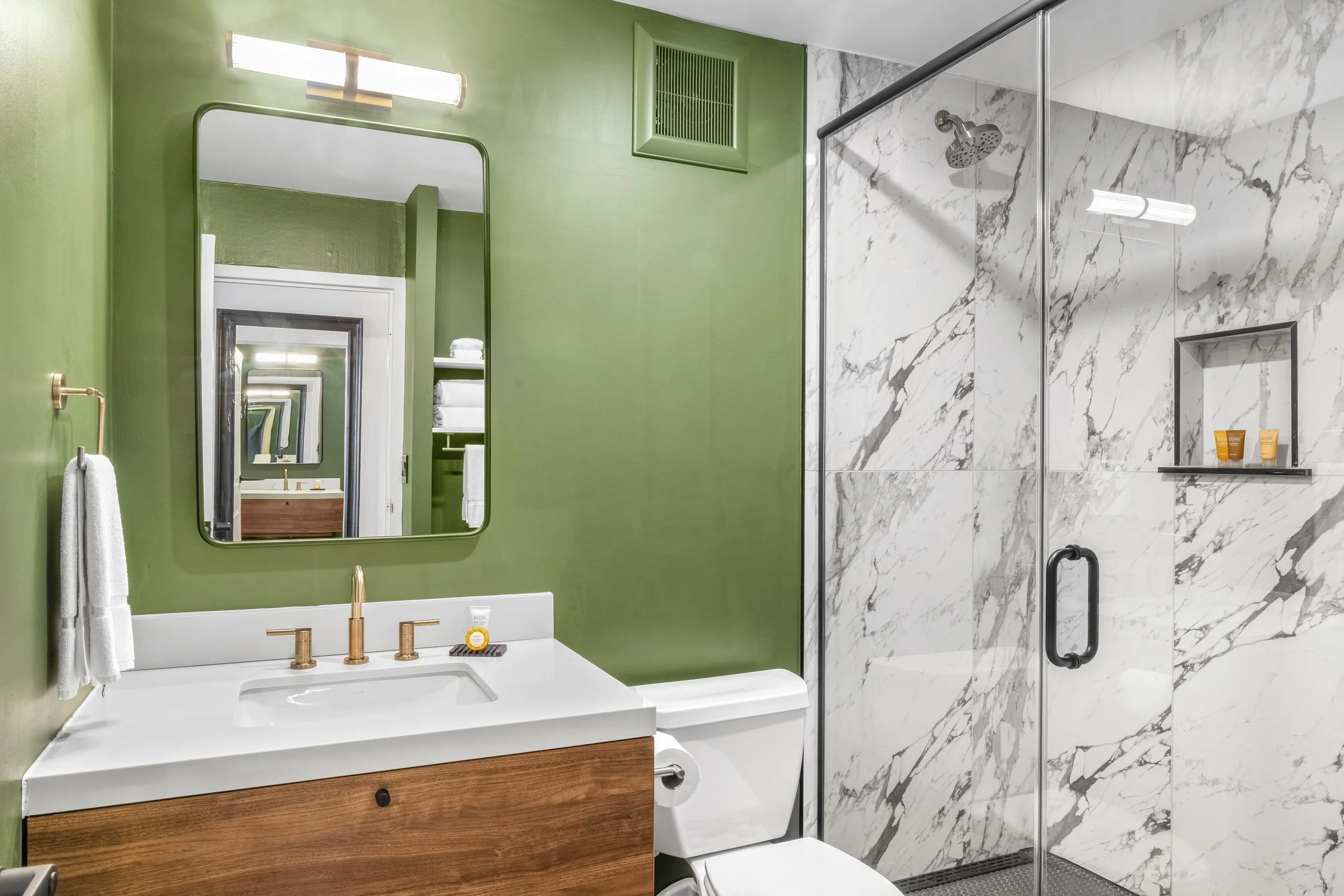 Lodge Bathroom