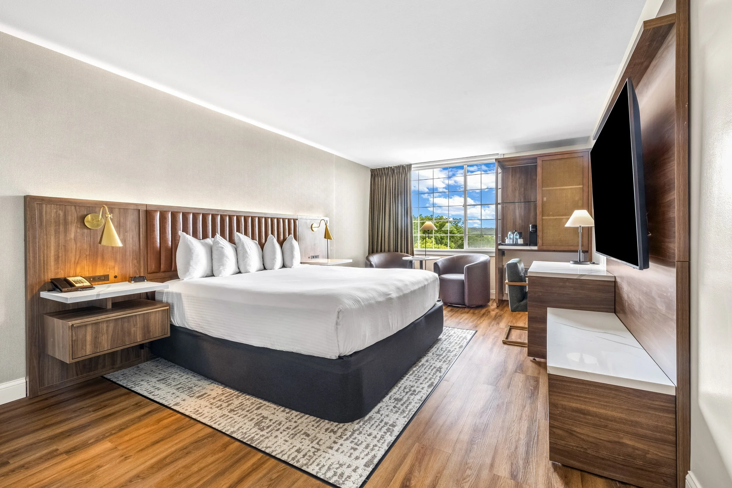 Lodge King Room