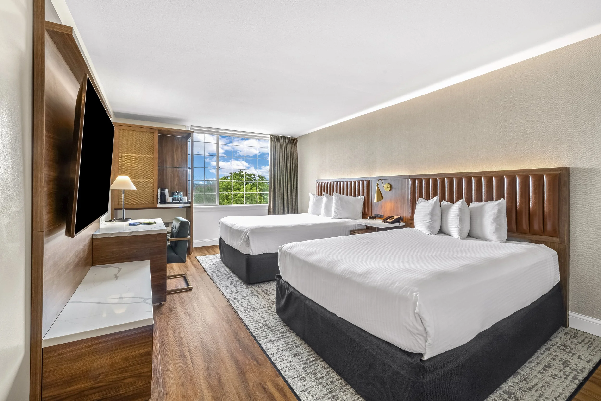 Lodge Double Queen Room