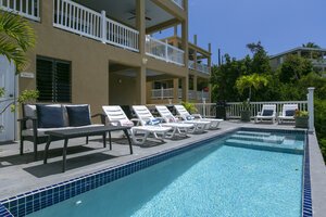 Shared pool deck