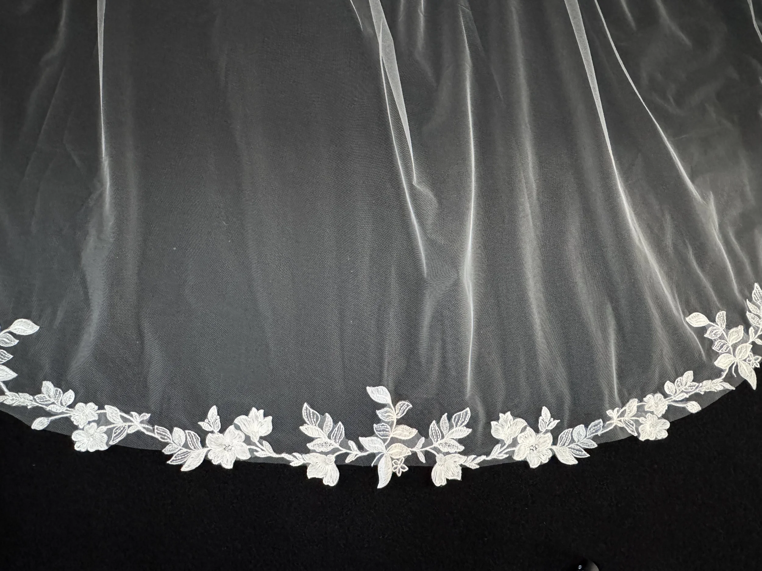 C656 CLOSE FABRIC.JPG