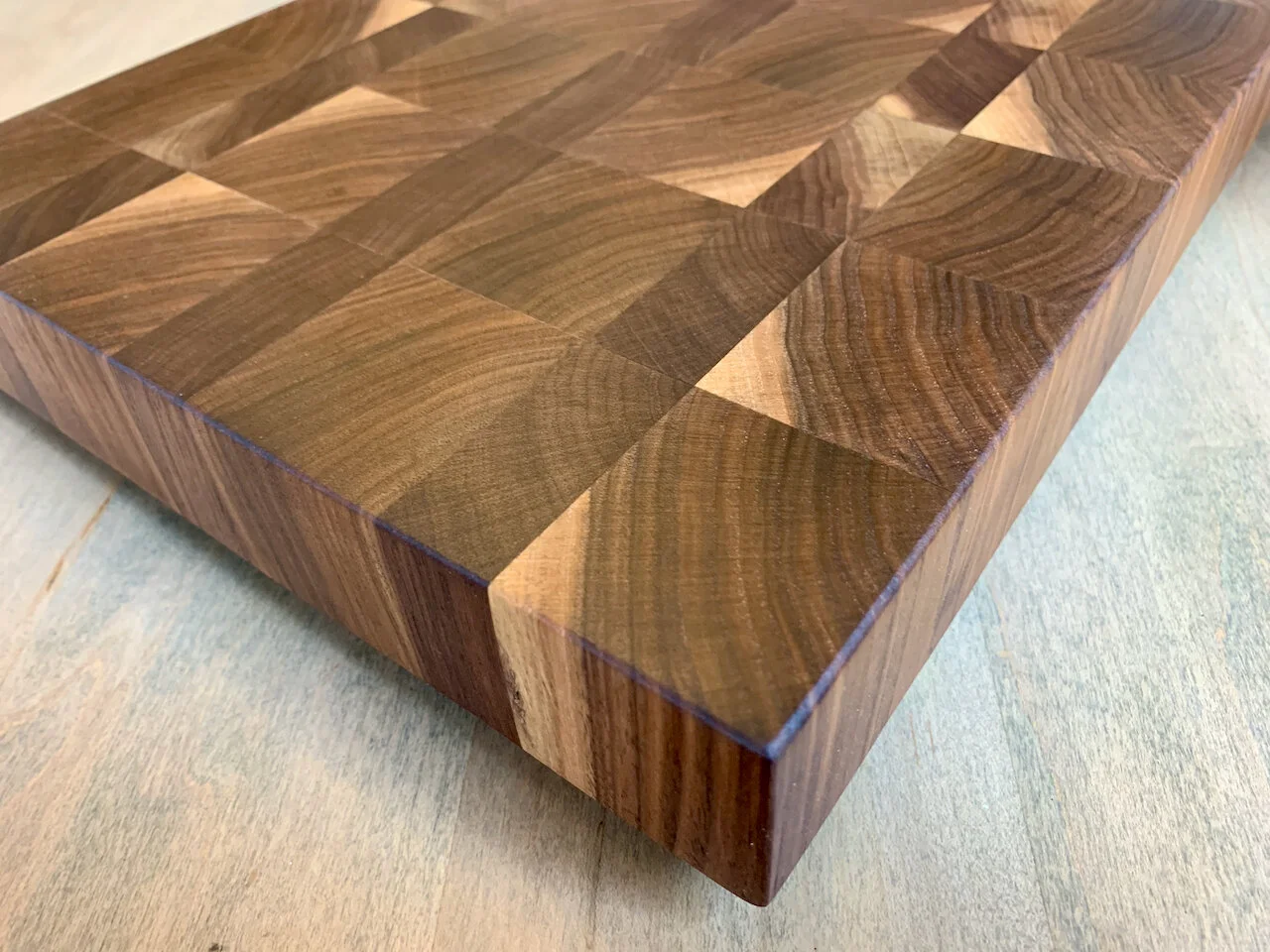 Solid Walnut End Grain Cutting Board