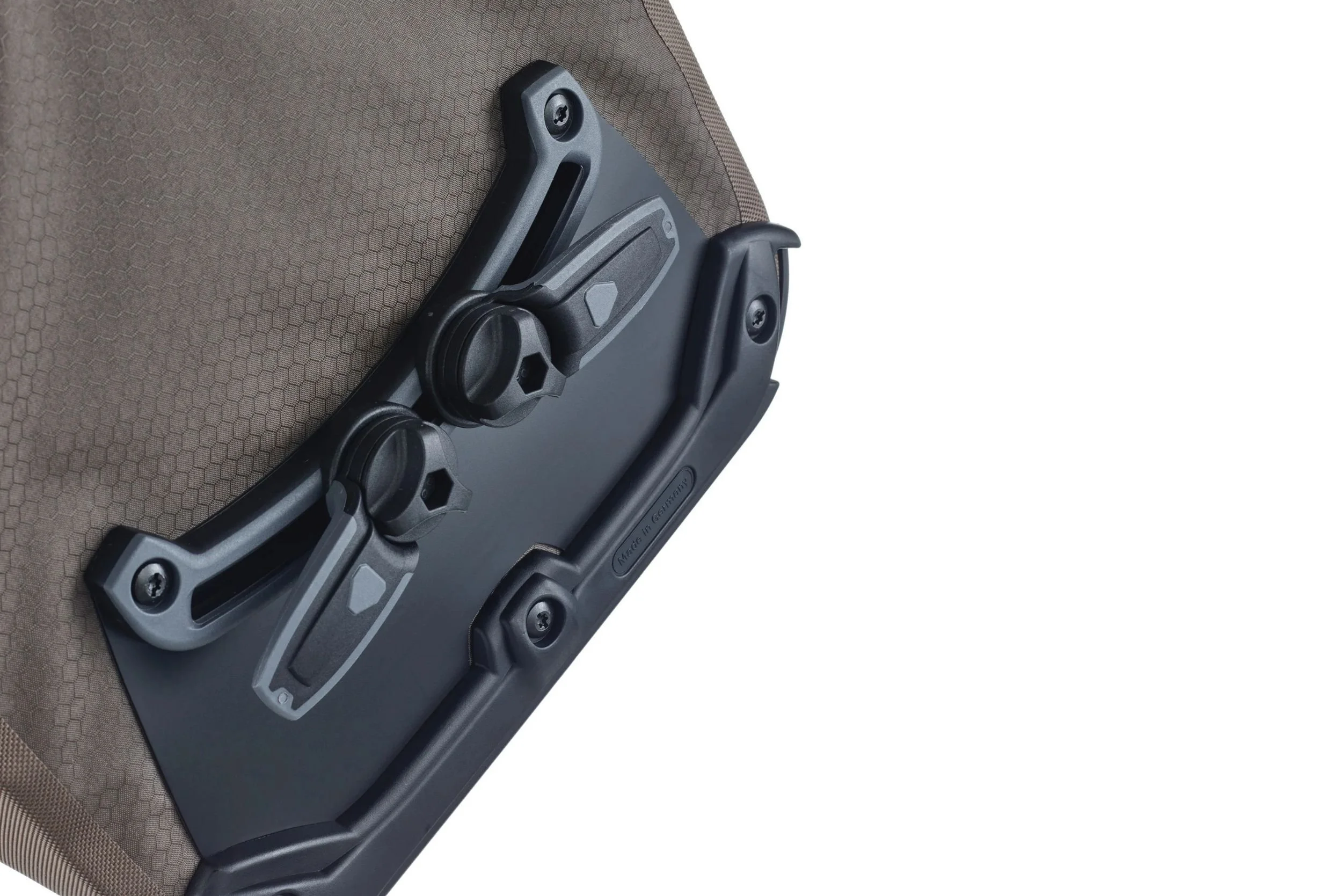 ciclo-ebikes.com_accessories_ORTLIEB_gravel-pack(4).jpg