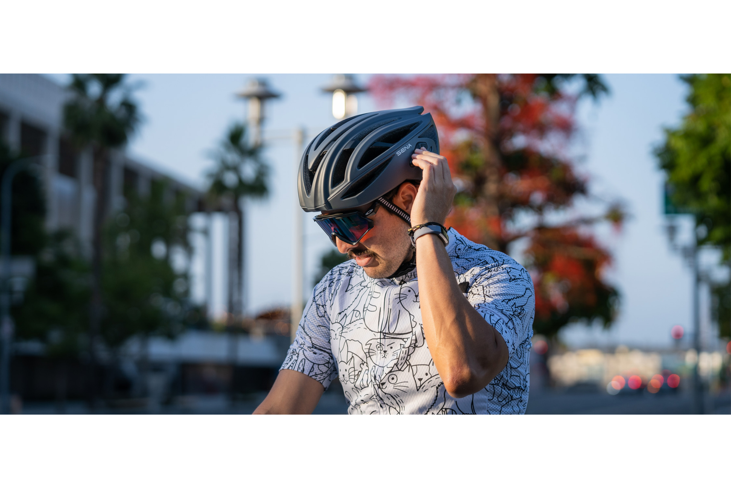 CONTROL AT YOUR FINGERTIPS WITH THE SENA UTILITY APP