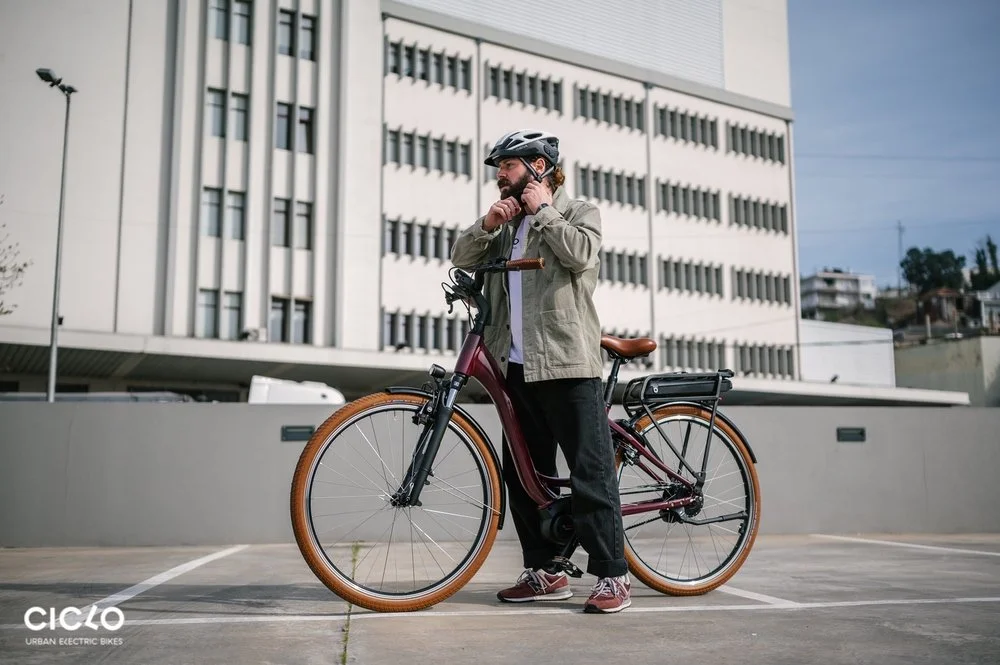 ciclo-ebikes.com-Riese-Muller-Swing4-Porto-Portugal-riding-044.jpg