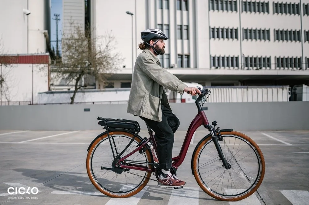 ciclo-ebikes.com-Riese-Muller-Swing4-Porto-Portugal-riding-053.jpg