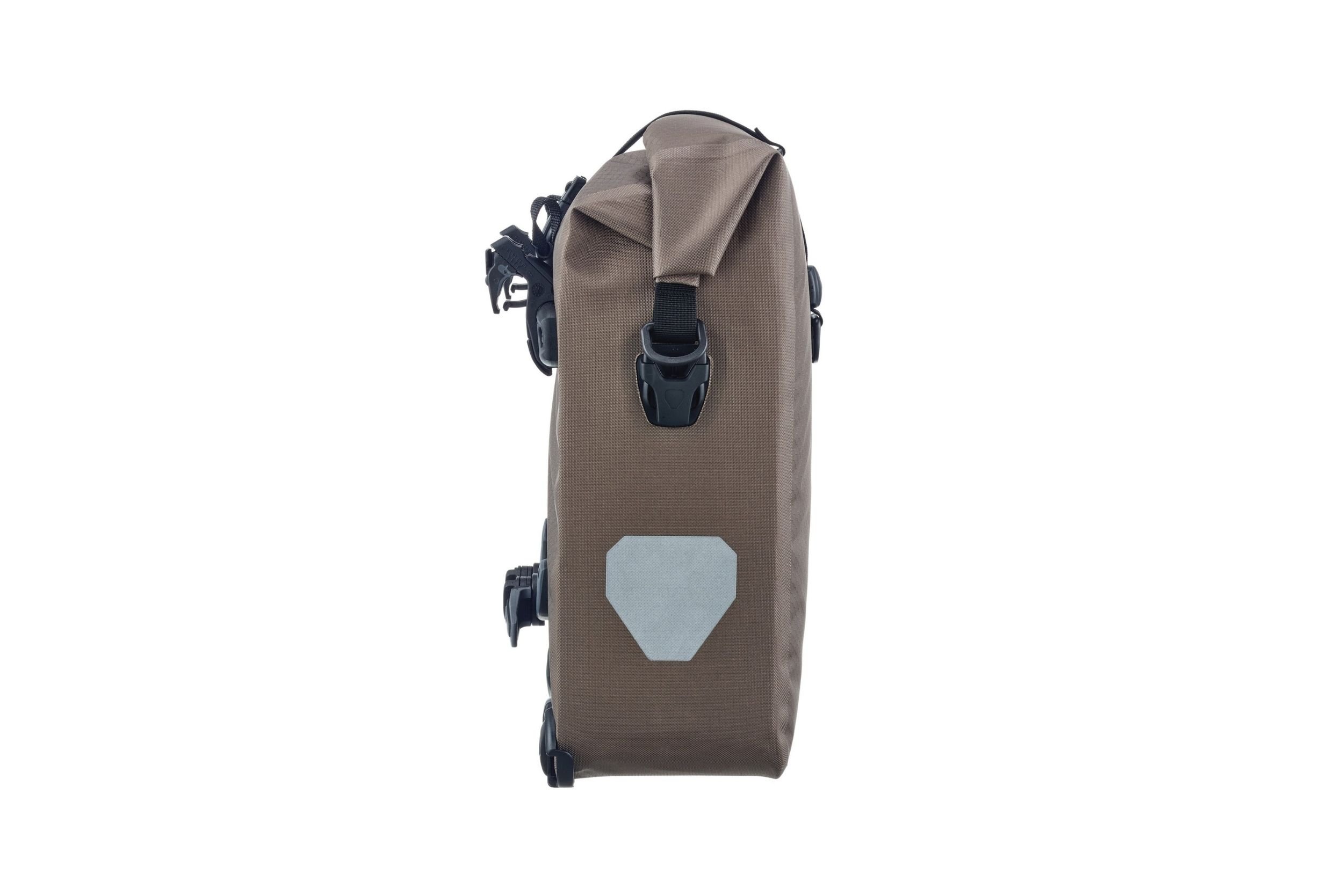 ciclo-ebikes.com_accessories_ORTLIEB_pedal-mate(16).jpg