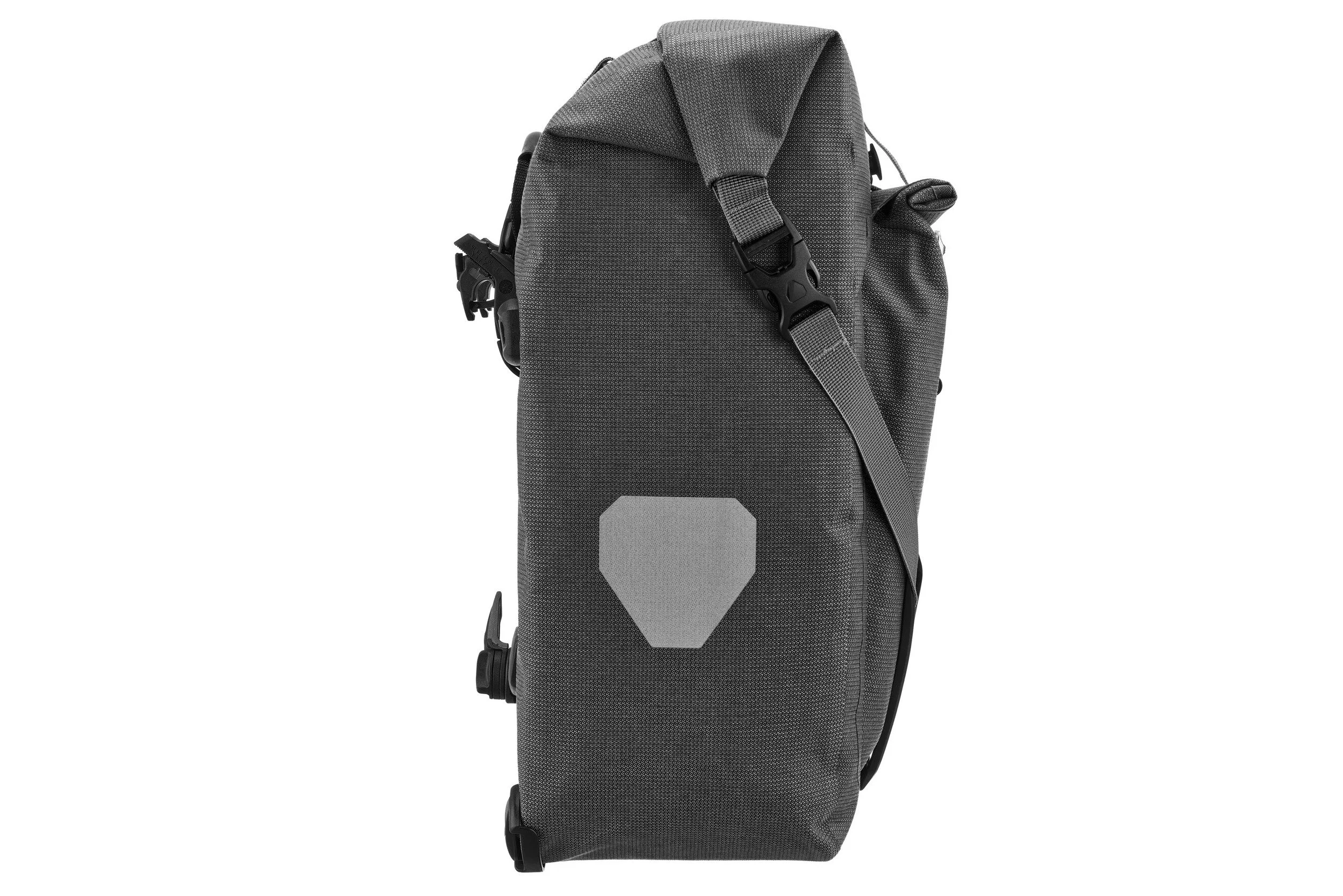 ortlieb-back-roller-plus-urban-detail2.jpg