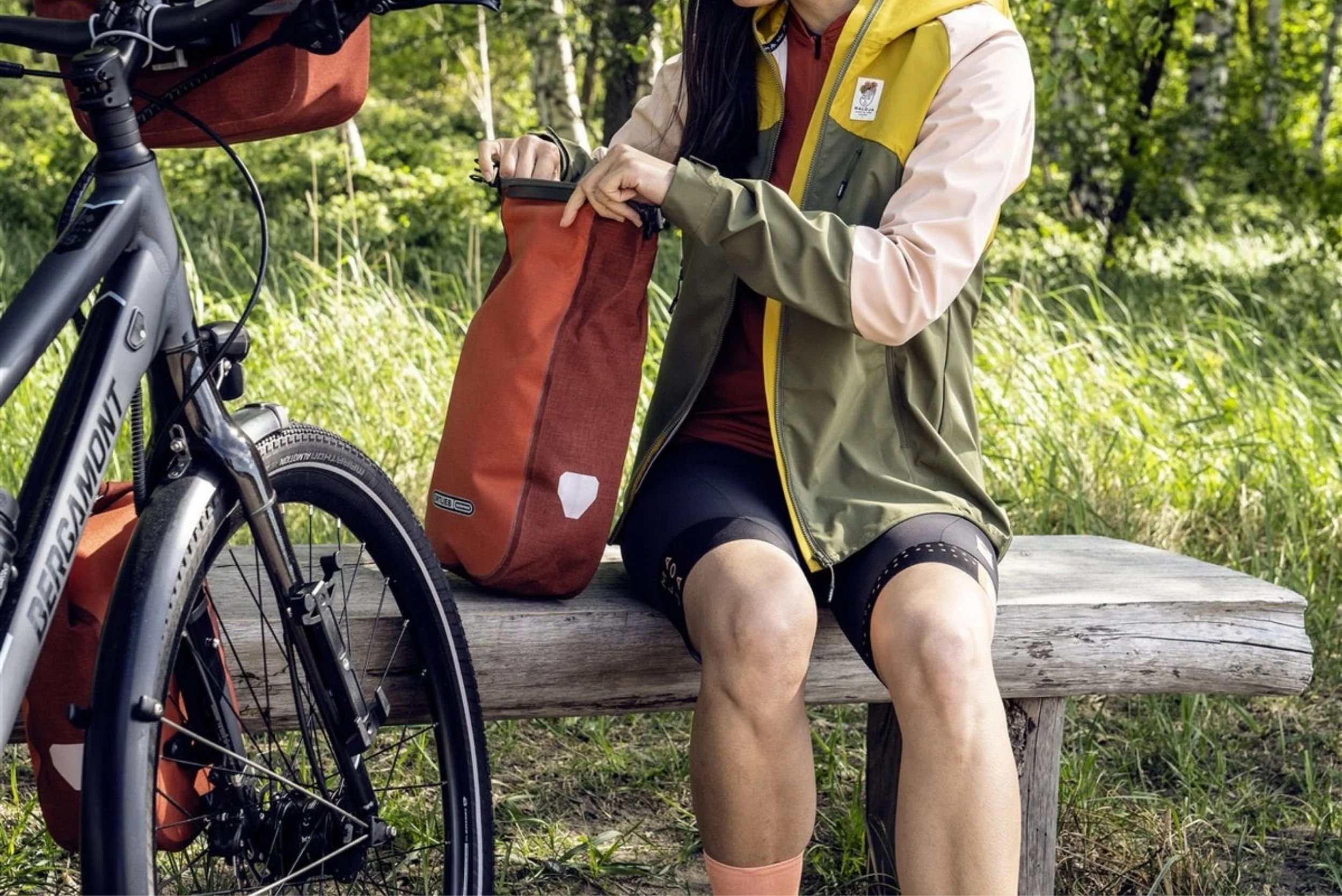 ciclo-ebikes.com_accessories_ORTLIEB_Fork-pack-plus(12).jpg