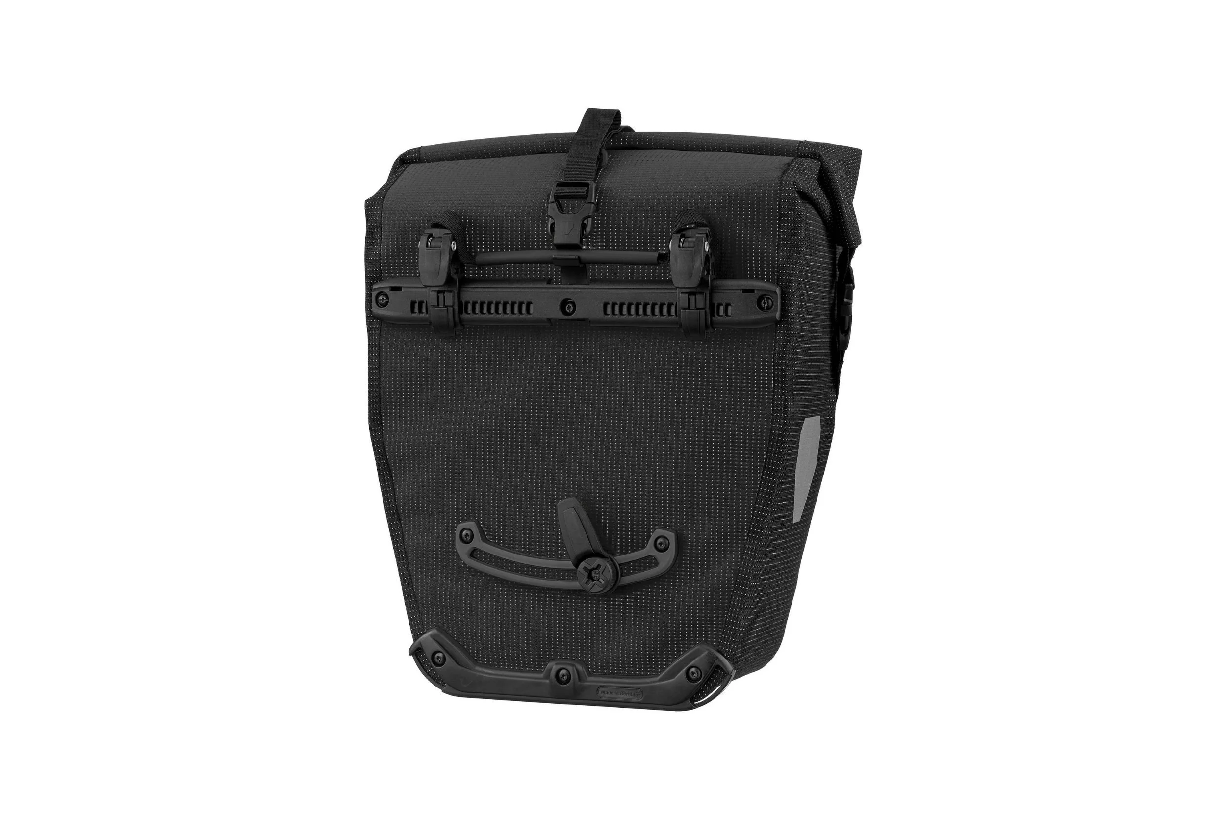 ciclo-ebikes.com_accessories_ORTLIEB_Back-Roller High-Vis(10).jpg
