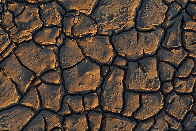 ~Cracks~
This was taken at Trona Pinnacles last Spring.  I was looking around for some compisitions when I noticed some of the mud had dried up and looked like a location from Death Valley!  Enjoy!
.
.
.
#nikon #nikonphoto #arcteryx #lululemon #fstop