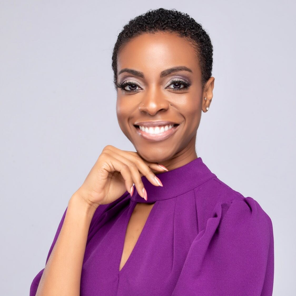 SELF-CARE &amp; FAKING IT: I ended 2019 with the (secret) hope that I could finally live up to what I&rsquo;ve always told myself I needed to be, PERFECT. Most of my life, I&rsquo;ve put extreme amounts of pressure on myself to &ldquo;get it right th