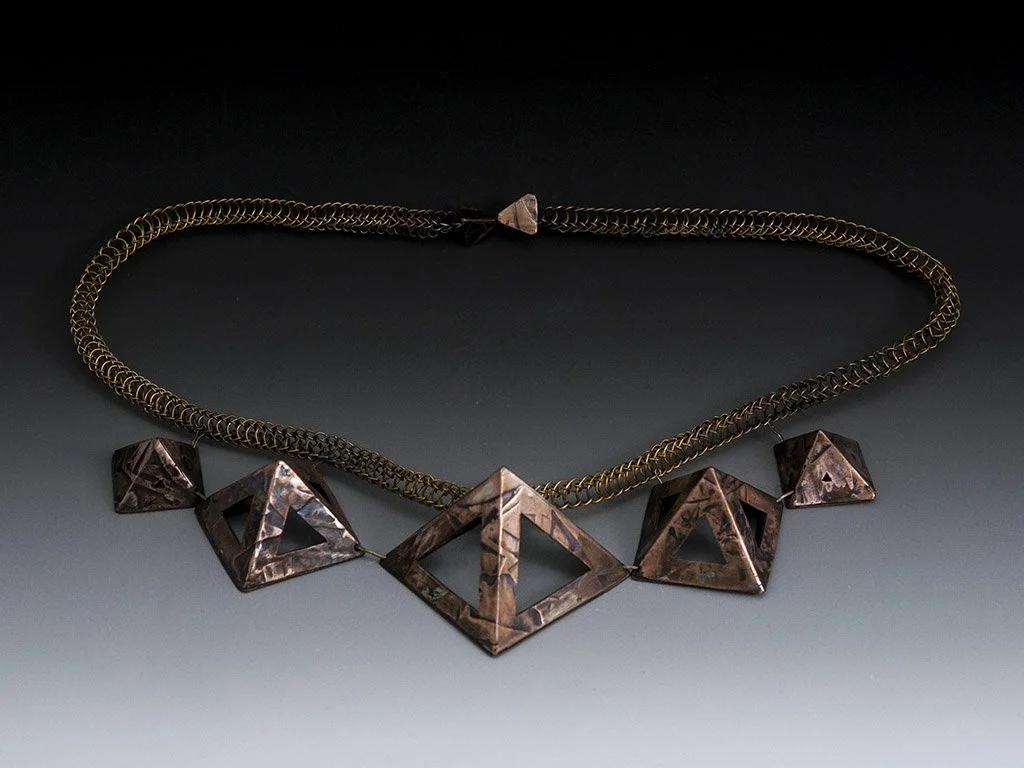 20_hansen_neckpiece_1024_768.jpg