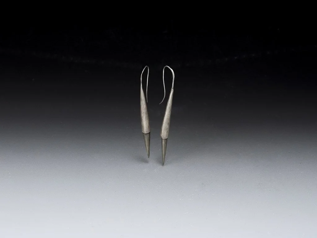 26a_hansen_earrings2_1024_768.jpg