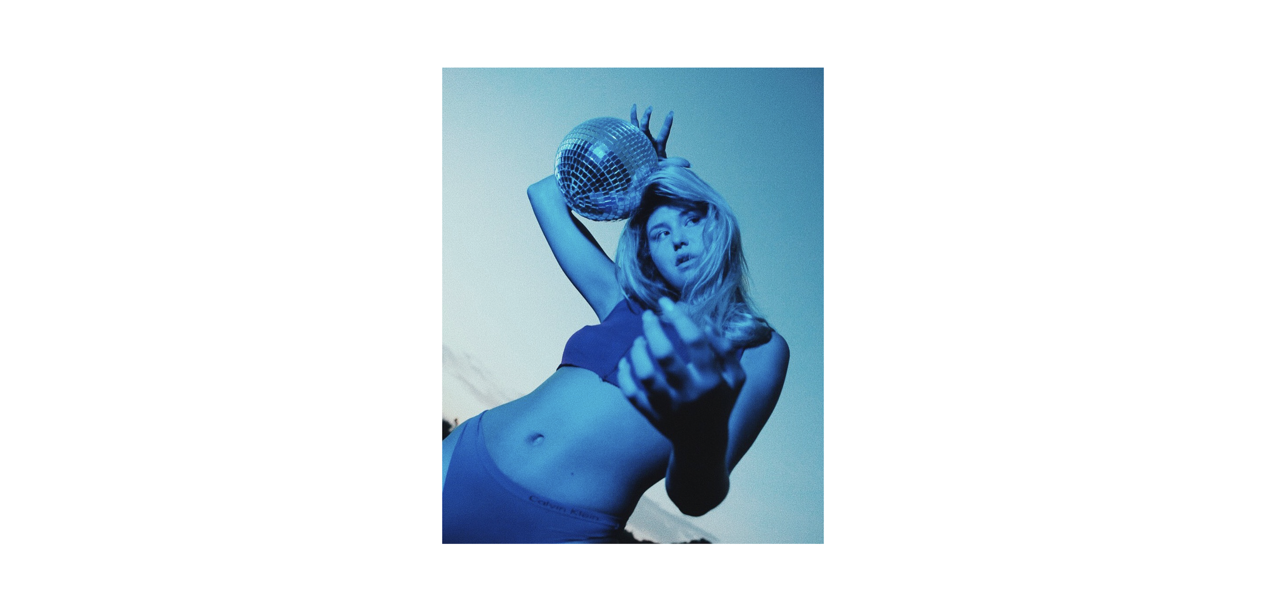 BlueMoSolo.png